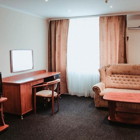 Kanna Hotel Askania-Nova Екстериор снимка