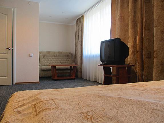 Kanna Hotel Askania-Nova Екстериор снимка