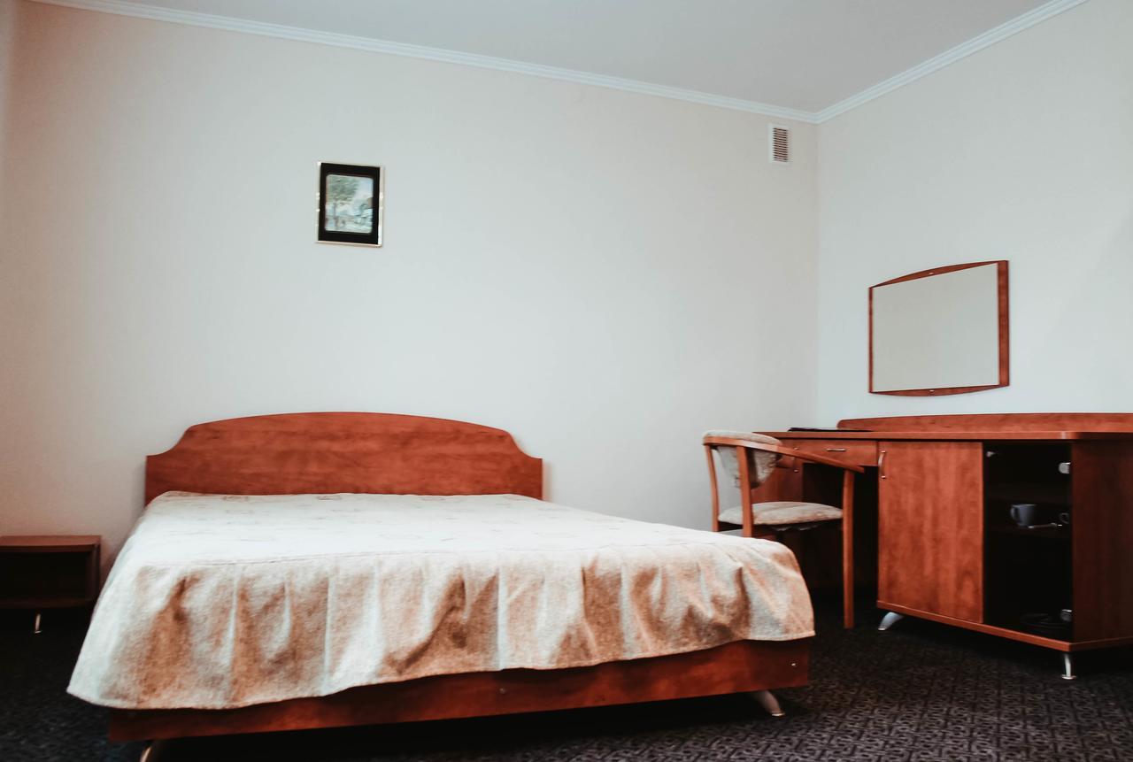 Kanna Hotel Askania-Nova Екстериор снимка
