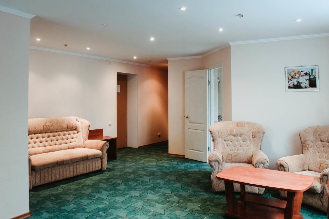 Kanna Hotel Askania-Nova Екстериор снимка